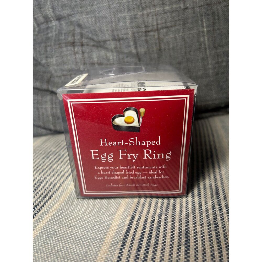 Amco Houseworks Heart-Shaped Egg Fry Rings - Set of 4 Non-Stick - New In Box